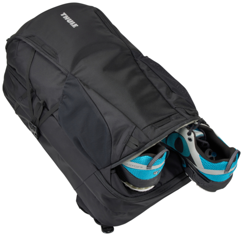 Small-Thule_EnRoute_TEBP4416_Black_FS_03a_3204849